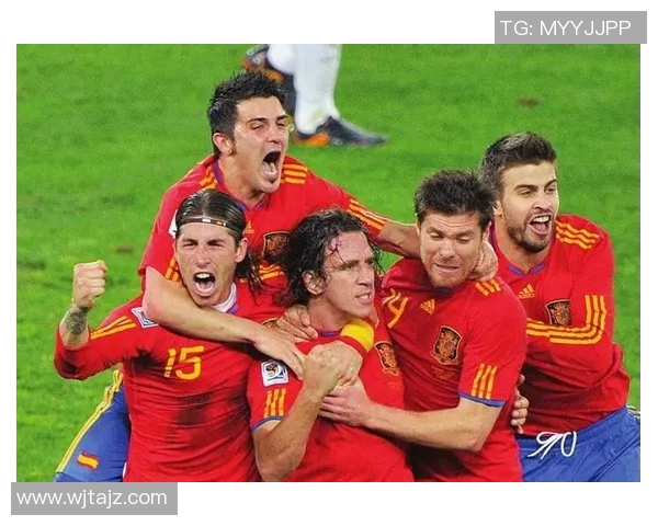 足球明星意外受伤瞬间集锦揭示运动风险与职业生涯的脆弱性