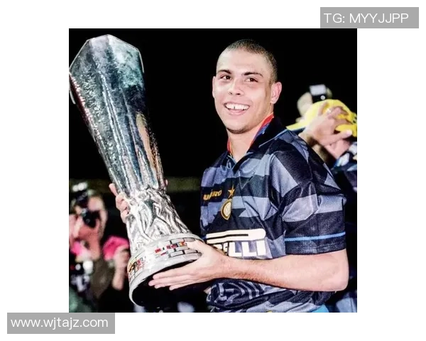 没有罗纳尔多的足球明星们如何在绿茵场上书写新的传奇与辉煌